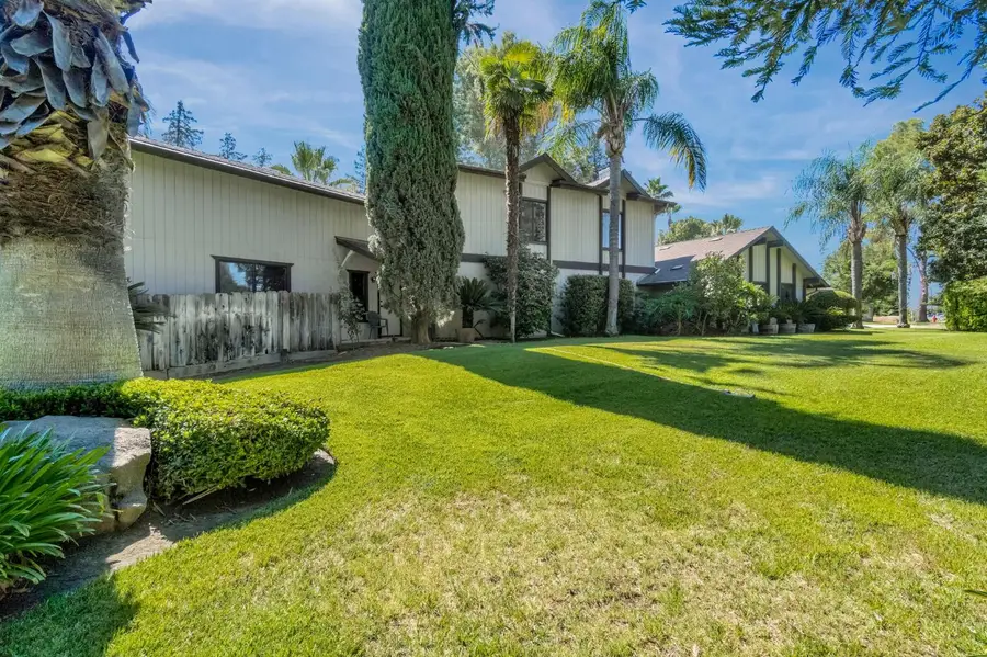 19117 Farallon Road, Madera, CA 93638 - #2
