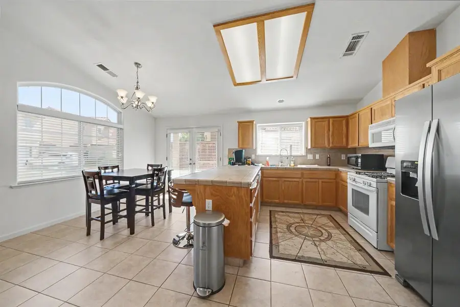268 River Pointe, Madera, CA 93637 - #3
