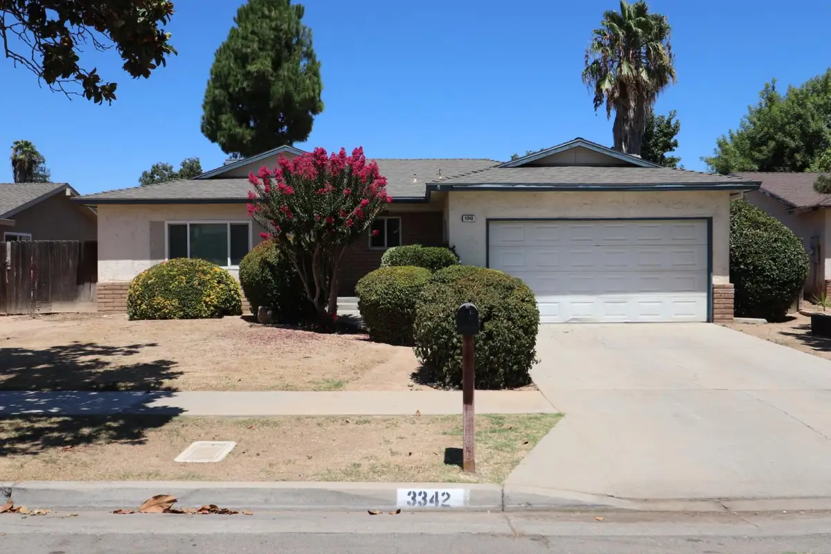 3342 W Oswego, Fresno, CA 93711 - #1