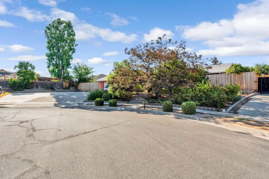 1103 W Tenaya Way, Fresno, CA 93711 - #2