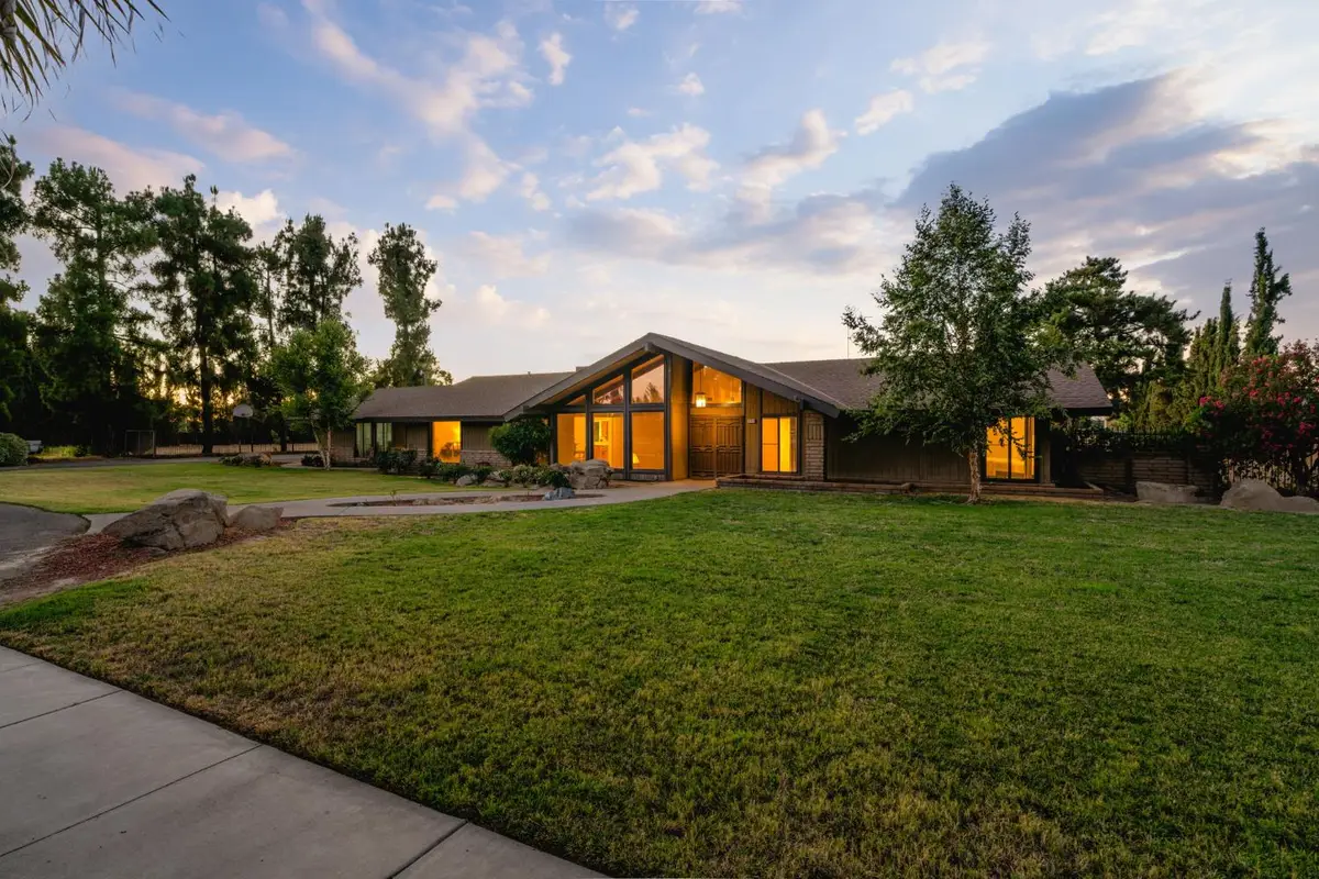 14410 W Kearney Boulevard, Kerman, CA 93630 - #1