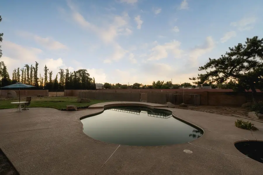 14410 W Kearney Boulevard, Kerman, CA 93630 - #3