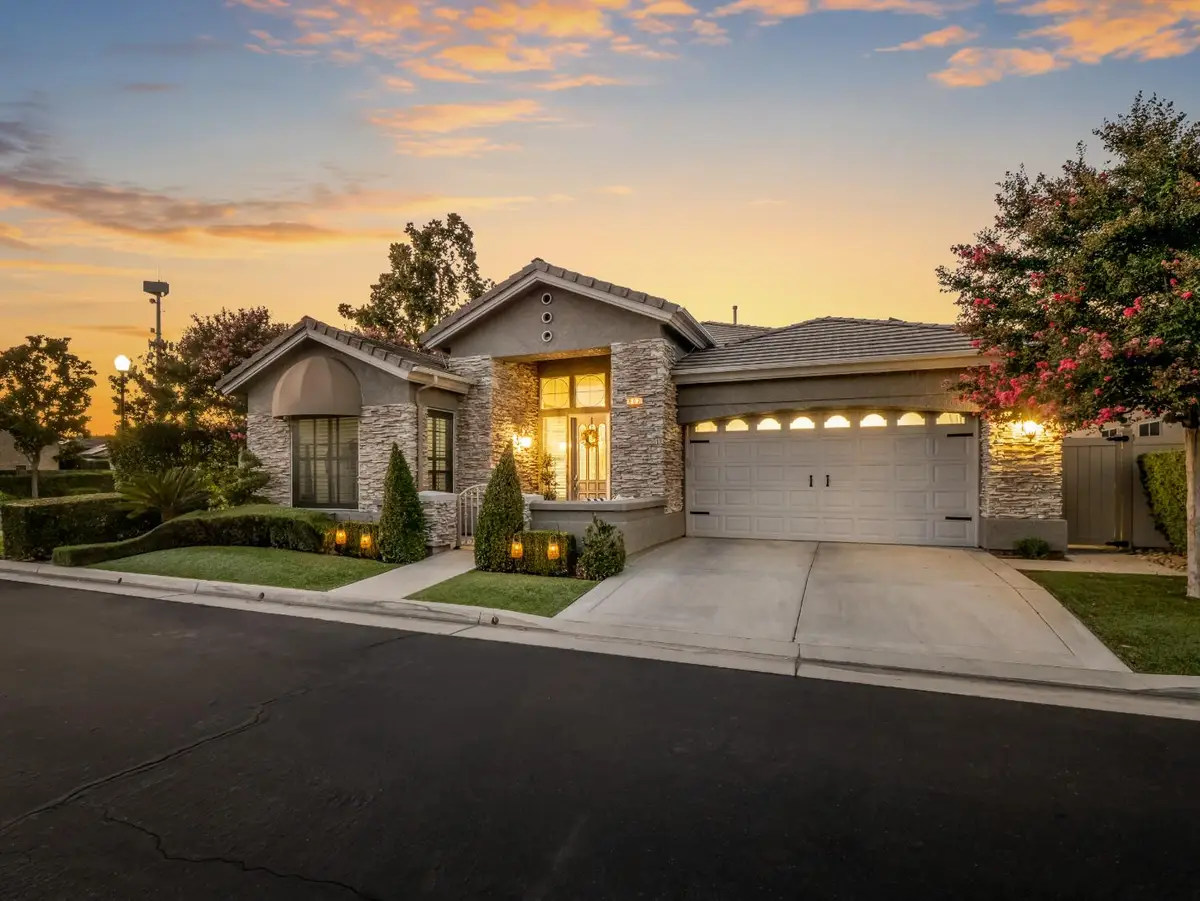 902 E Mill Creek Drive, Fresno, CA 93720 - #1
