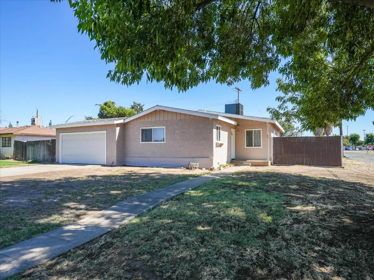 65 E Calimyrna Avenue, Fresno, CA 93710 - #1