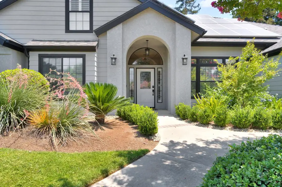 8814 N Spalding Avenue, Fresno, CA 93720 - #3
