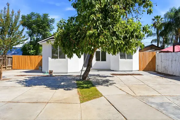 2225 E Lamona Avenue, Fresno, CA 93703