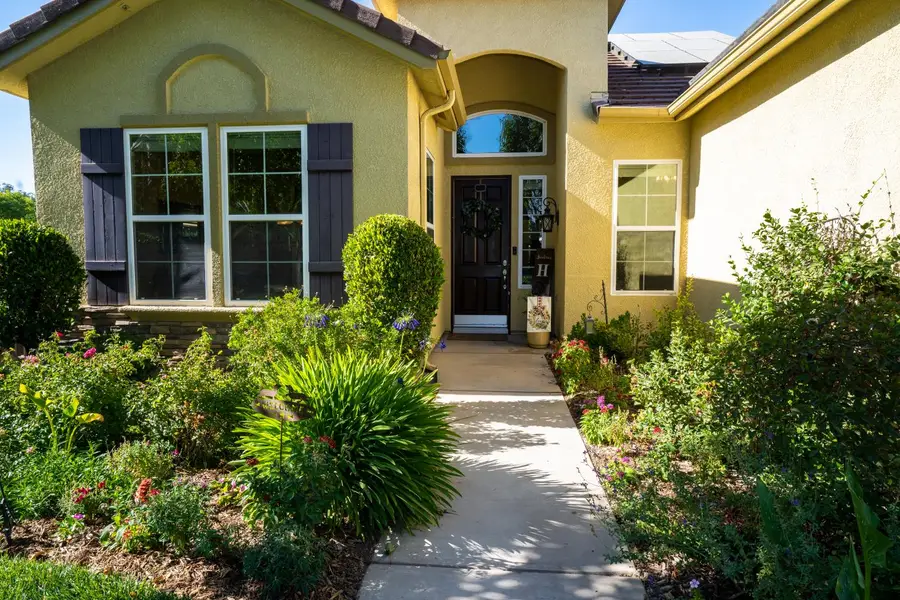 6390 W Los Altos Avenue, Fresno, CA 93722 - #2