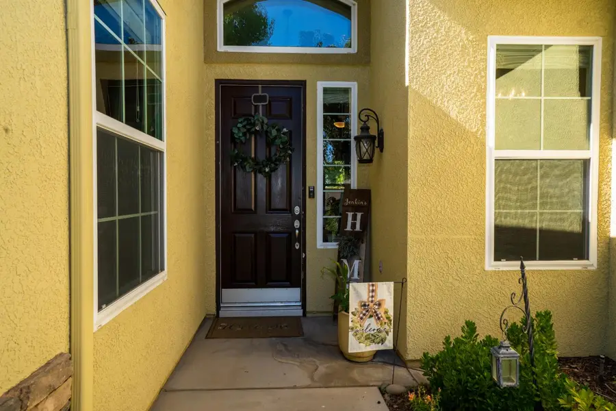 6390 W Los Altos Avenue, Fresno, CA 93722 - #3