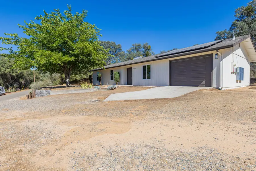 47102 Navajo Avenue, Coarsegold, CA 93614 - #2