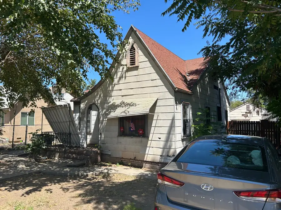 3825 E Mckenzie Avenue, Fresno, CA 93702 - #3