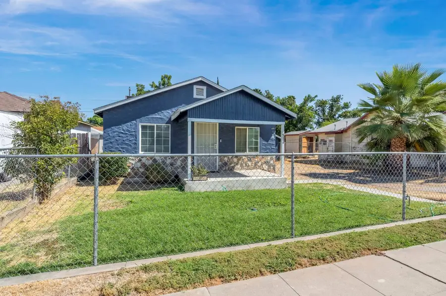 913 Garfield Avenue, Madera, CA 93638 - #3