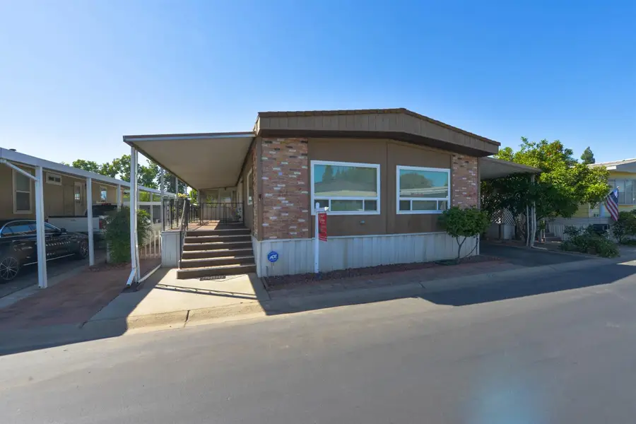 2706 W Ashlan Avenue #125, Fresno, CA 93705 - #2