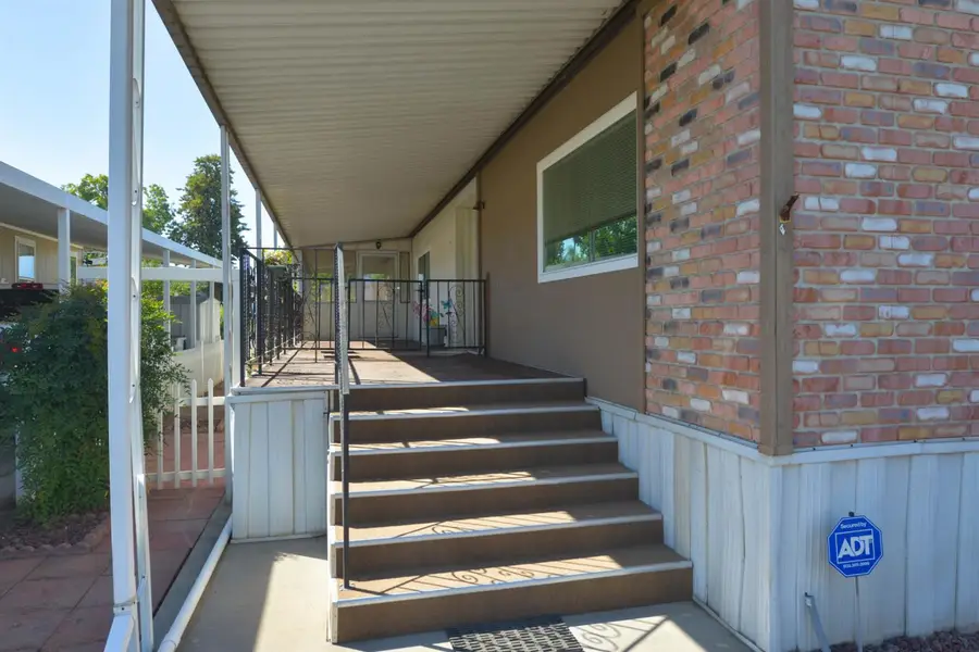 2706 W Ashlan Avenue #125, Fresno, CA 93705 - #3