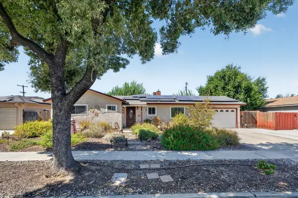 4553 E Redlands Avenue, Fresno, CA 93726