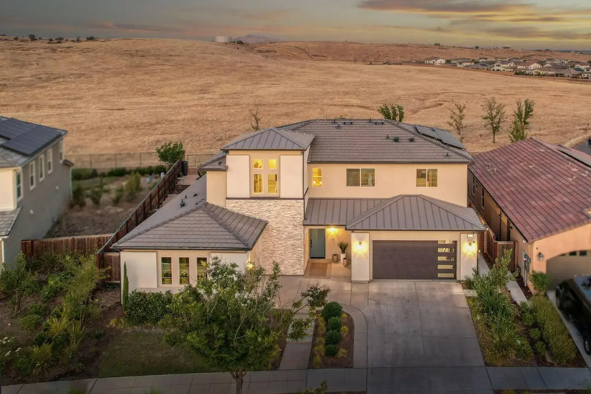 4721 Overstone Avenue, Madera, CA 93636 - #1