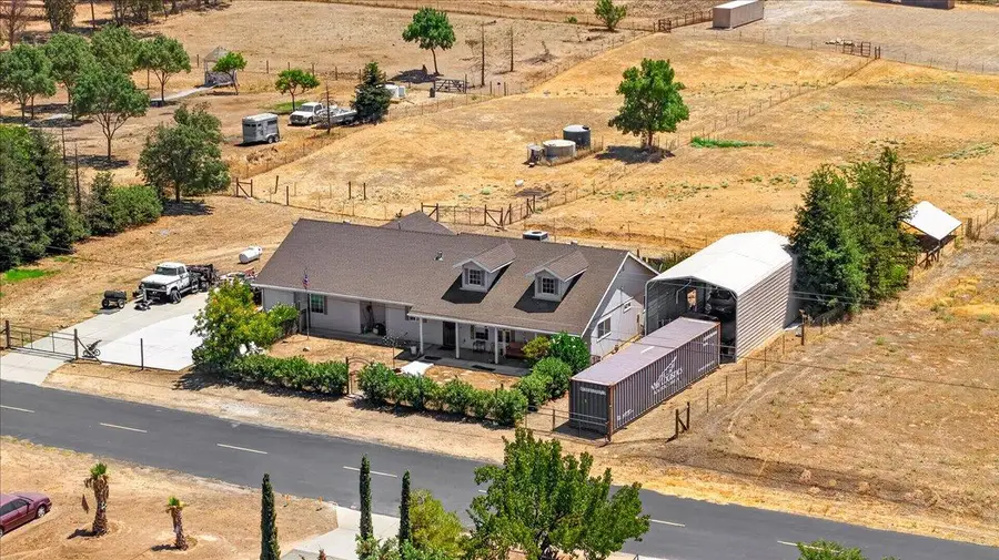 36692 Blanca Avenue, Madera, CA 93636 - #2