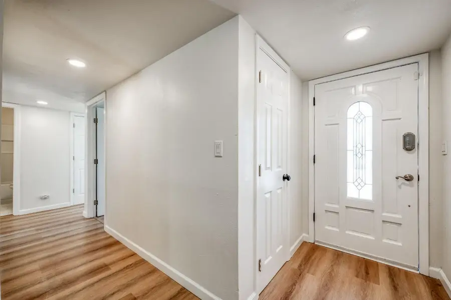 4046 E Cortland, Fresno, CA 93726 - #3