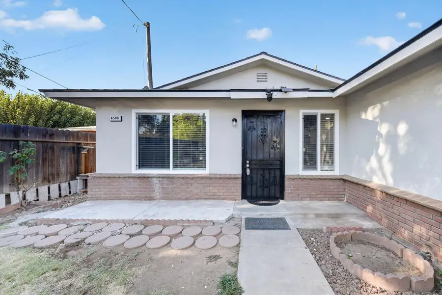 4588 E Woodward Avenue, Fresno, CA 93702 - #3