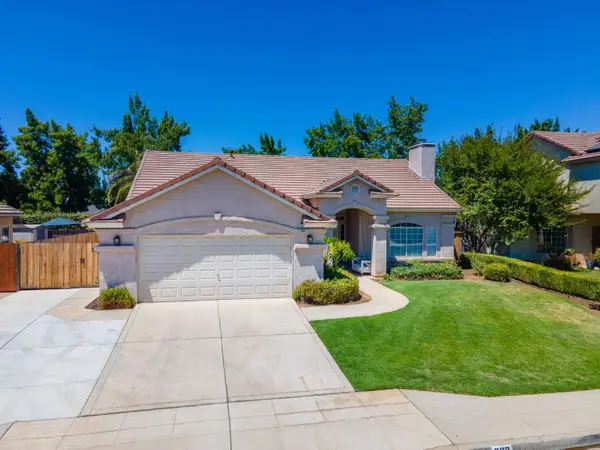 862 Mcarthur, Clovis, CA 93611