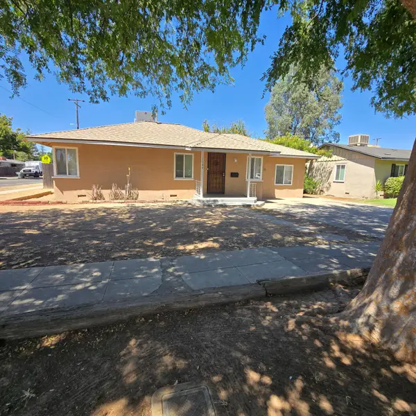 1044 W Fedora Avenue, Fresno, CA 93705
