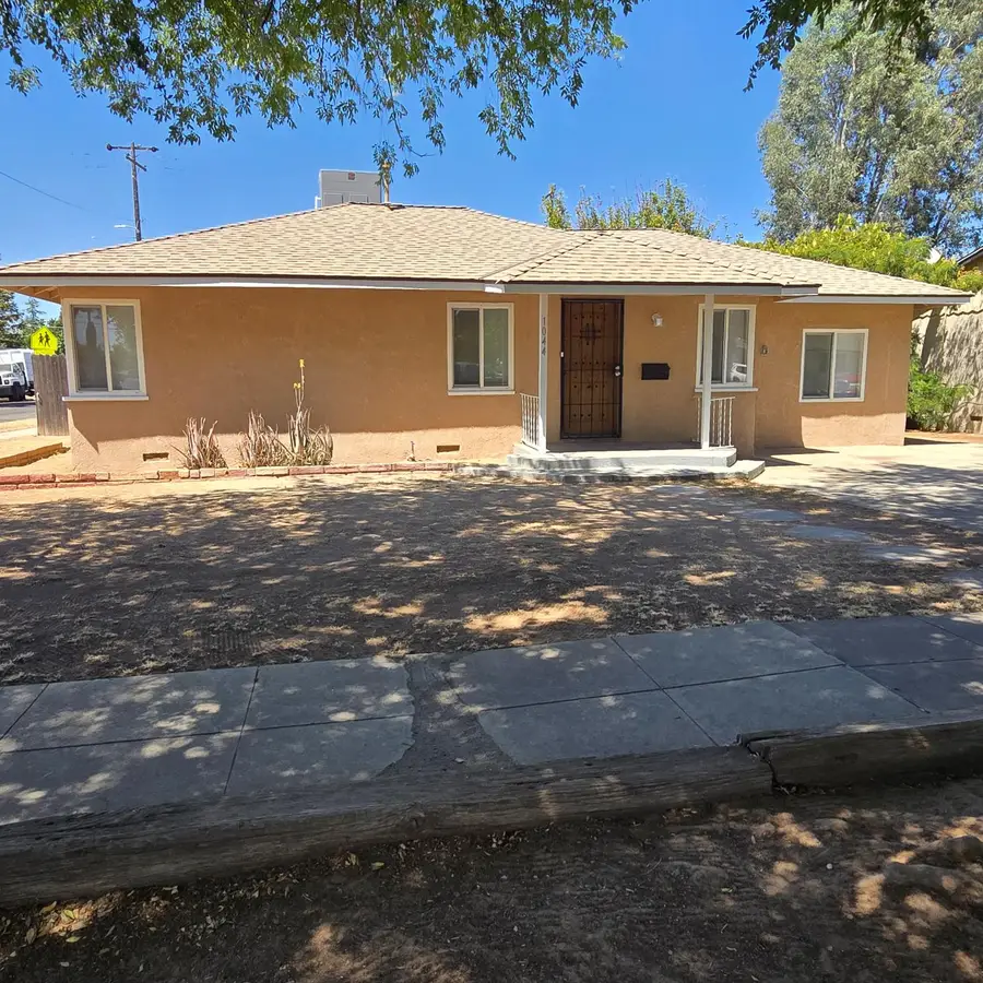 1044 W Fedora Avenue, Fresno, CA 93705 - #2
