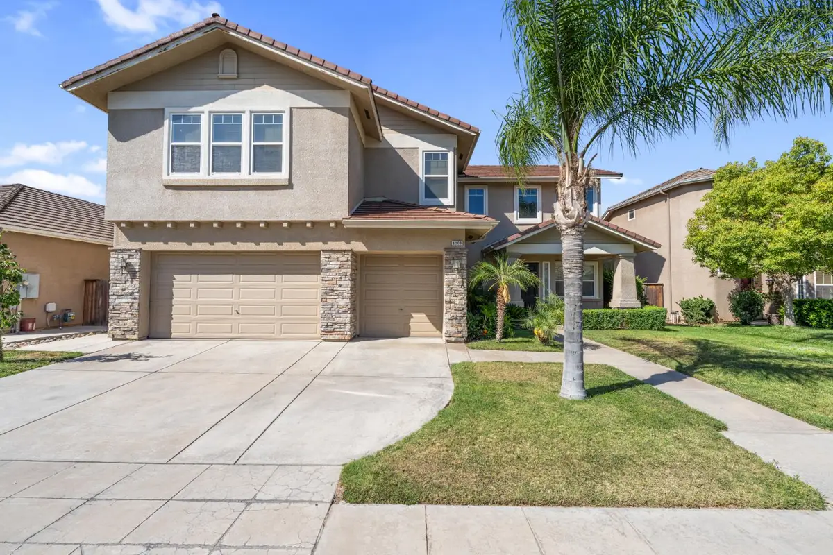 6208 W Menlo Avenue, Fresno, CA 93722 - #1