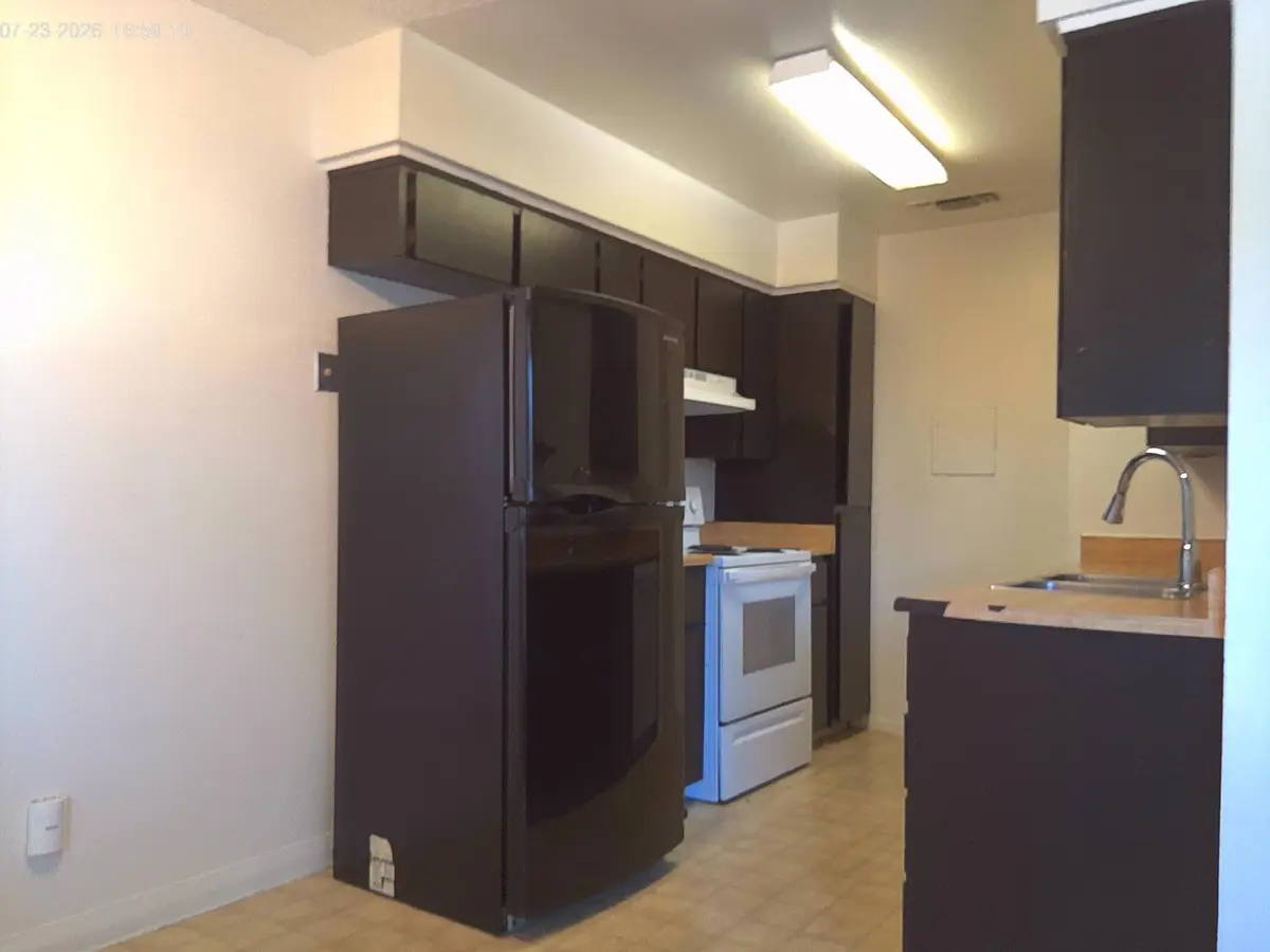 655 W Ashlan Avenue #204, Clovis, CA 93612 - #1