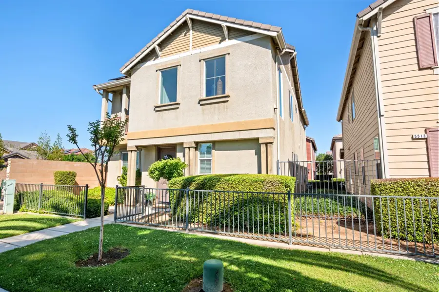 5507 N Gates Avenue, Fresno, CA 93722 - #3