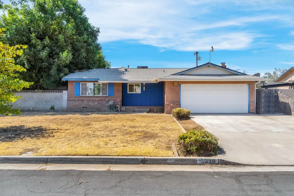 5398 E Harvey Avenue, Fresno, CA 93727 - #1