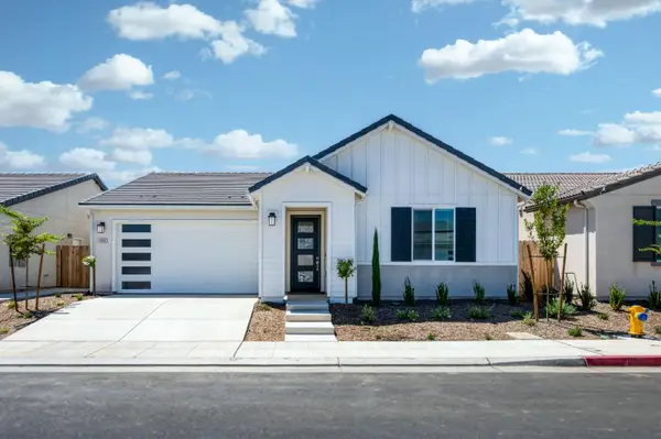 1640 Bloom Avenue, Clovis, CA 93619