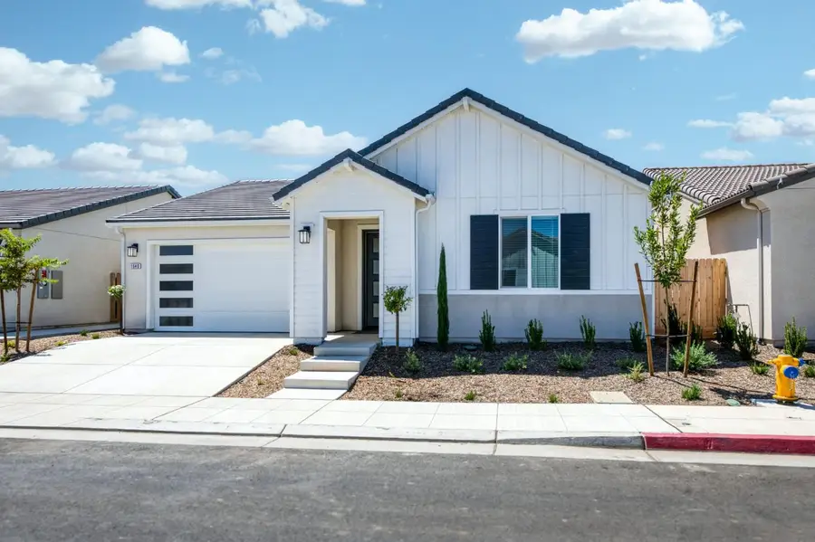 1640 Bloom Avenue, Clovis, CA 93619 - #2
