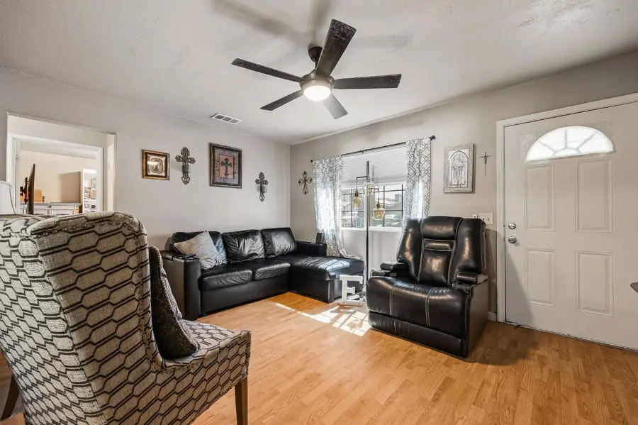 1839 Estes, Corcoran, CA 93212 - #2