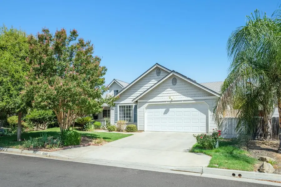 5044 W Roberts, Fresno, CA 93722 - #2