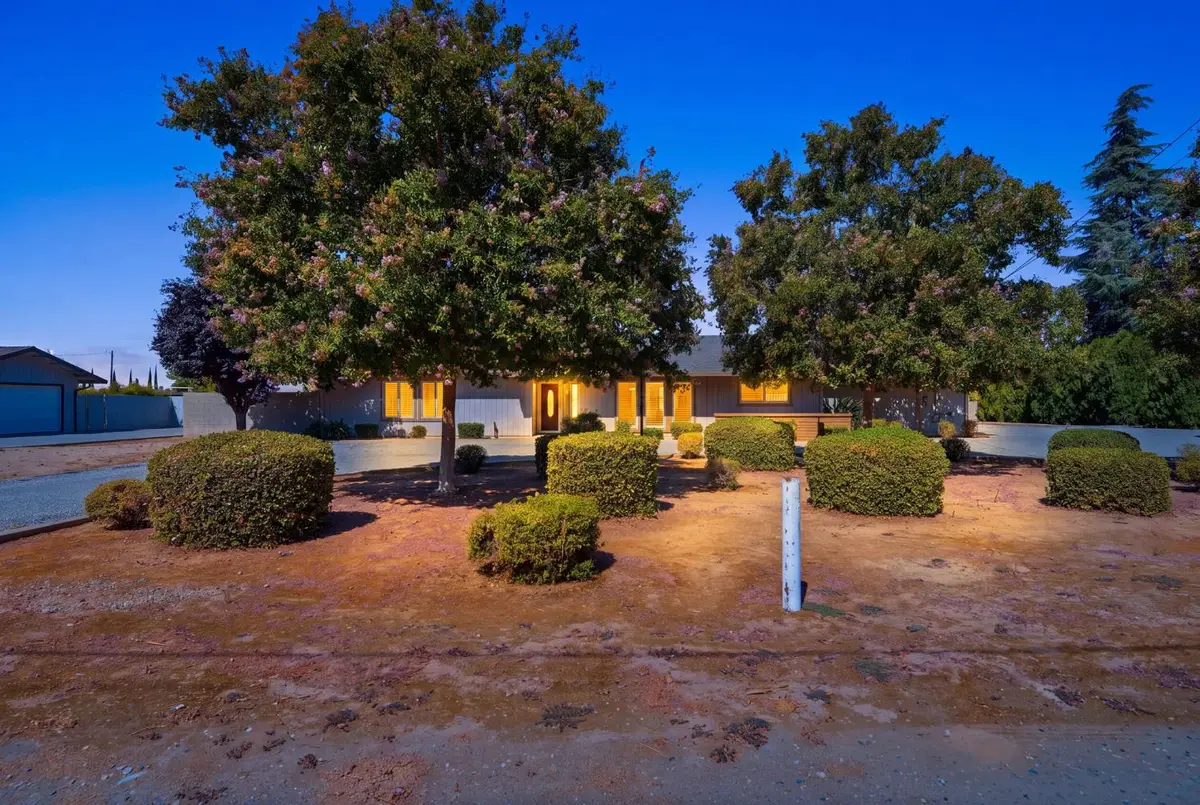 3153 N Blythe, Fresno, CA 93722 - #1