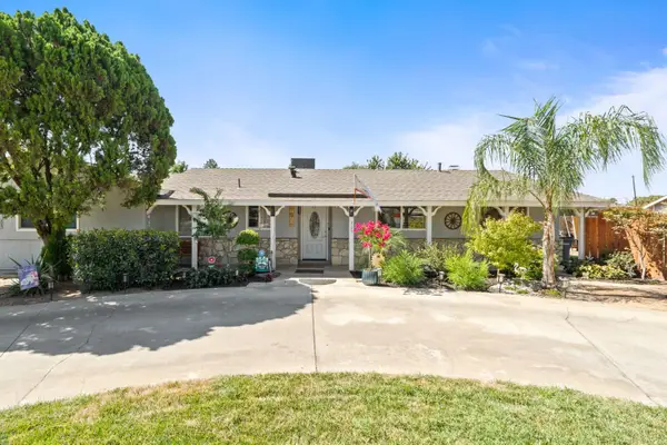 165 W Barstow Avenue, Fresno, CA 93704