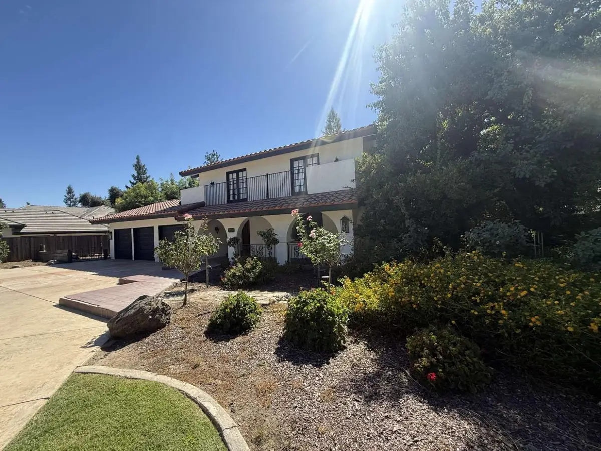 39755 Road 33, Kingsburg, CA 93631 - #1