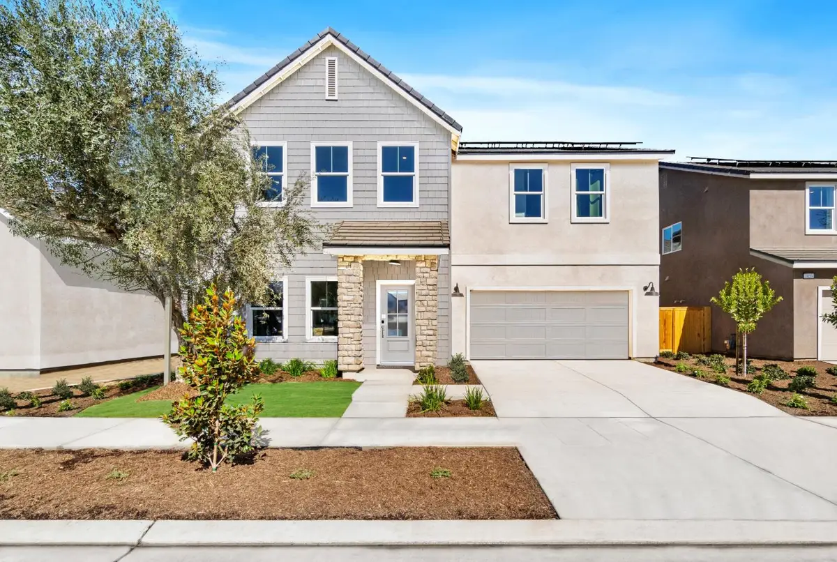 1053 Springtime Avenue, Clovis, CA 93619 - #1