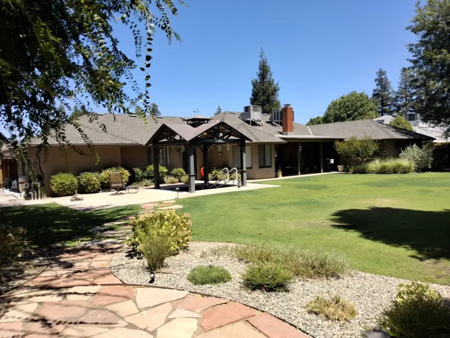 2270 Alamos Avenue, Clovis, CA 93611 - #3