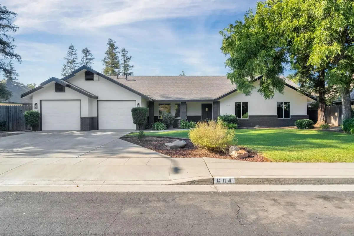 604 W Ellery Avenue, Clovis, CA 93612 - #1
