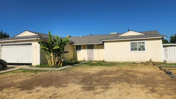1112 Wren Drive, Hanford, CA 93230