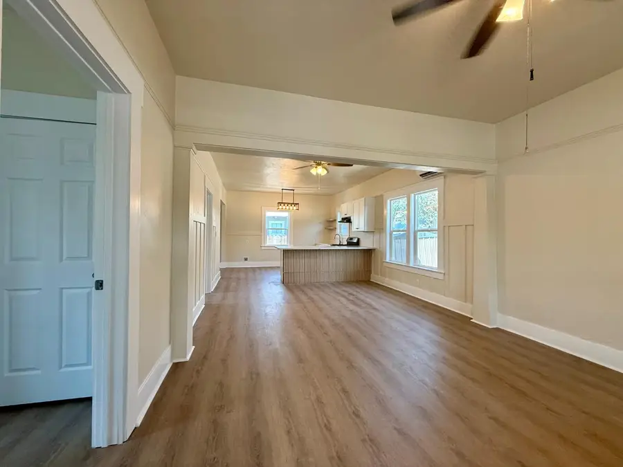 1929 E Grant Avenue, Fresno, CA 93701 - #2