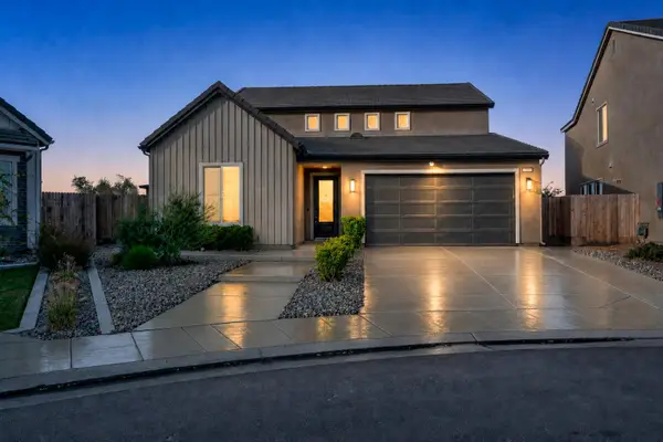 1240 Atlantica Drive S, Madera, CA 93636