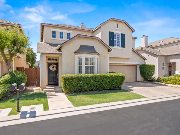 732 W Tivoli Lane, Clovis, CA 93619
