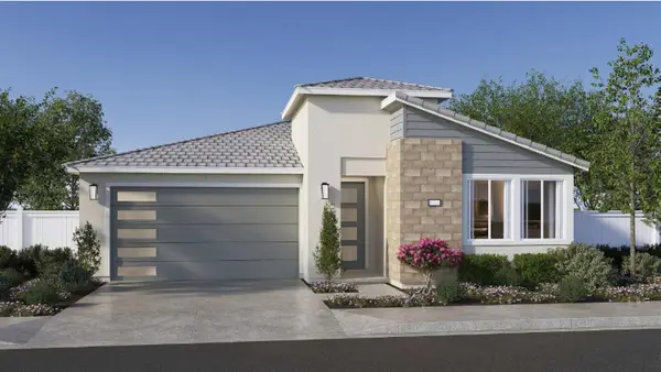 708 Solar Lane, Clovis, CA 93619