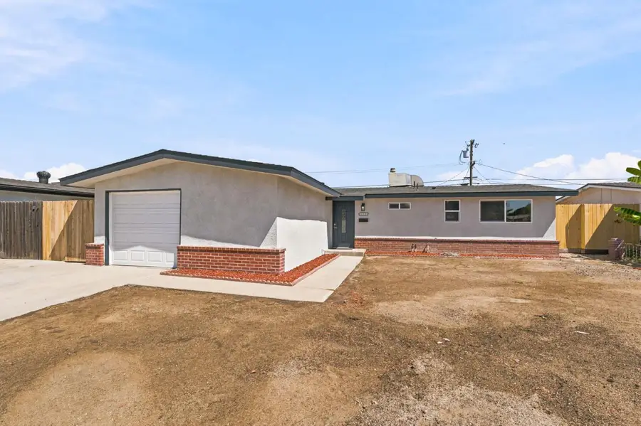 125 Pico Avenue, Clovis, CA 93612 - #2