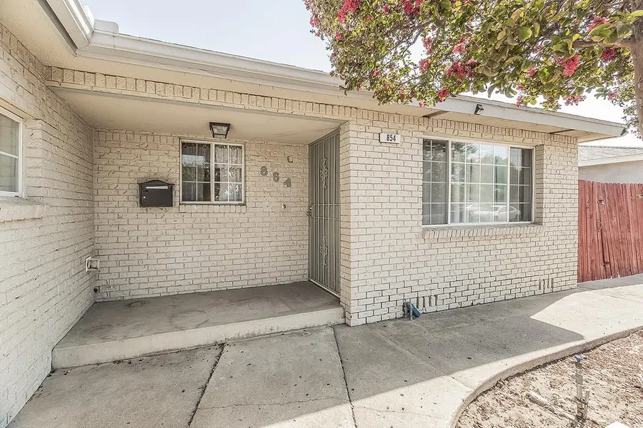 854 W Rialto Avenue, Clovis, CA 93612 - #2