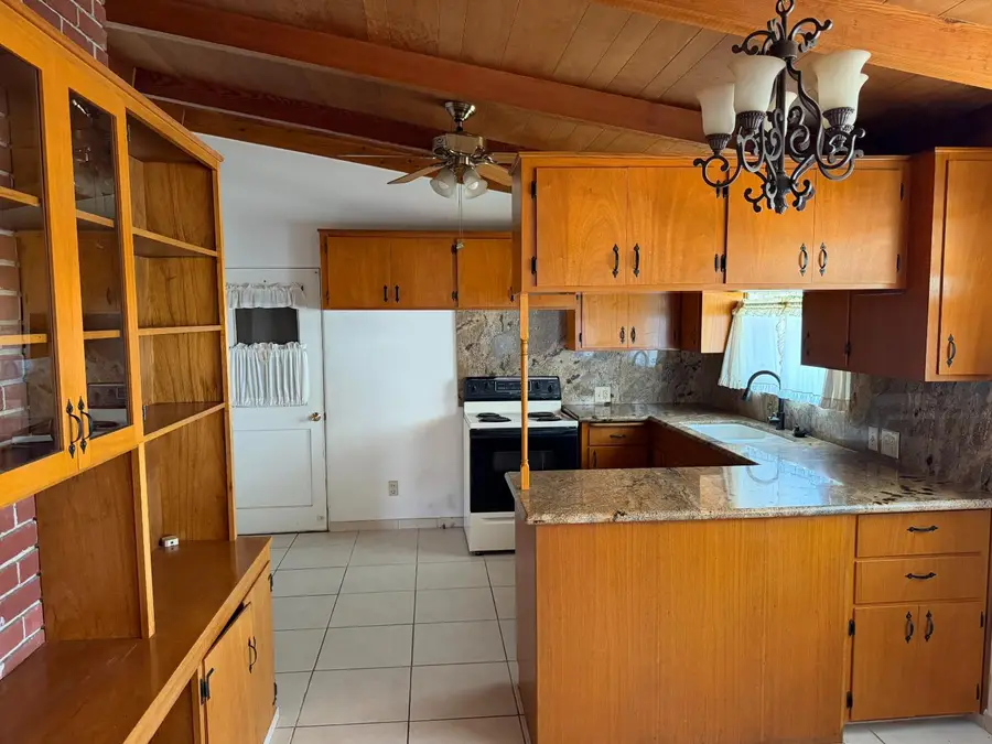 2106 4th Street, Sanger, CA 93657 - #3