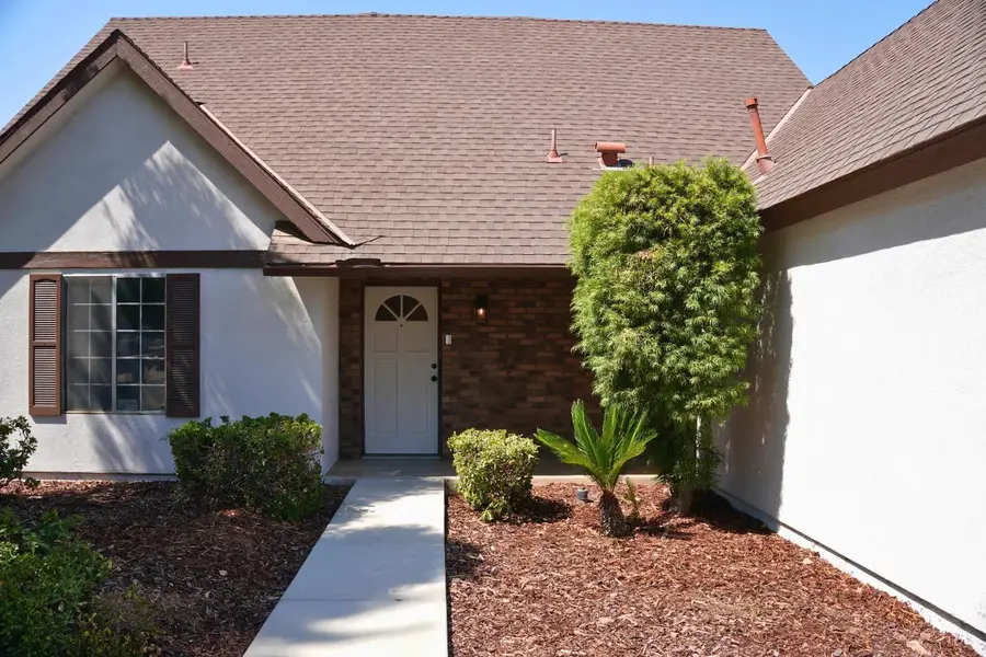 2022 E Cromwell Avenue, Fresno, CA 93720 - #2