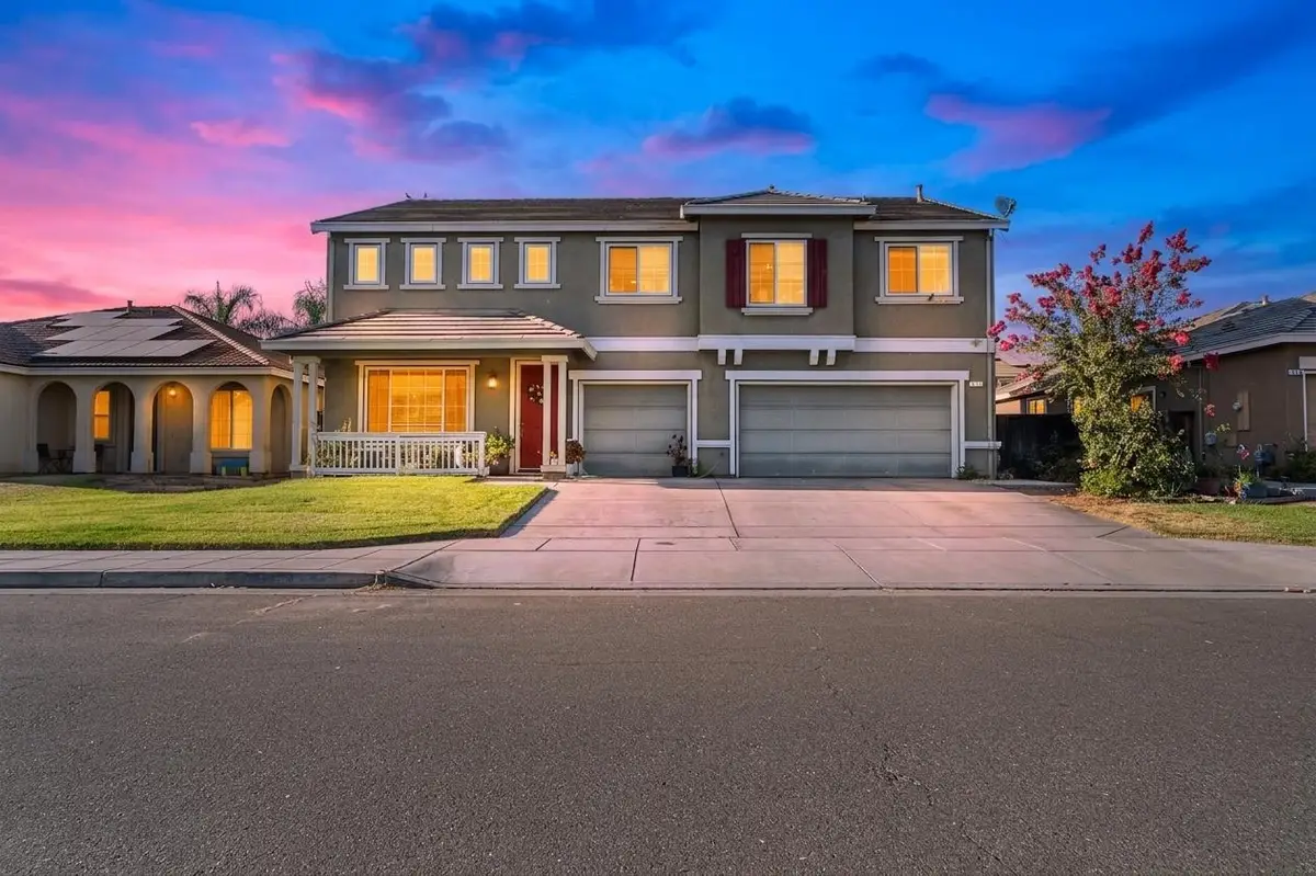 512 Peach Drive, Chowchilla, CA 93610 - #1