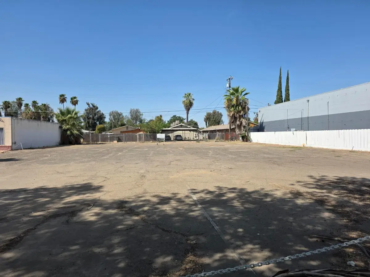 724 S Gateway Drive, Madera, CA 93638 - #1